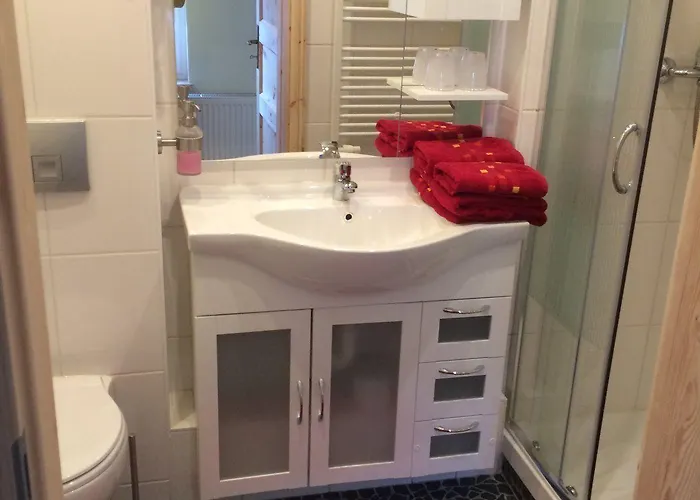 Πανσιόν Zum Bauernstuebl 3*