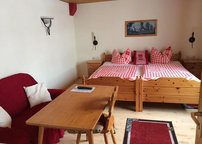 Πανσιόν Zum Bauernstuebl Meerane