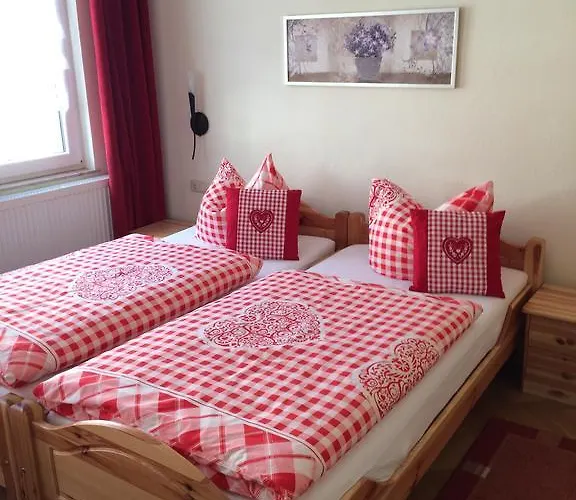 Πανσιόν Zum Bauernstuebl Meerane